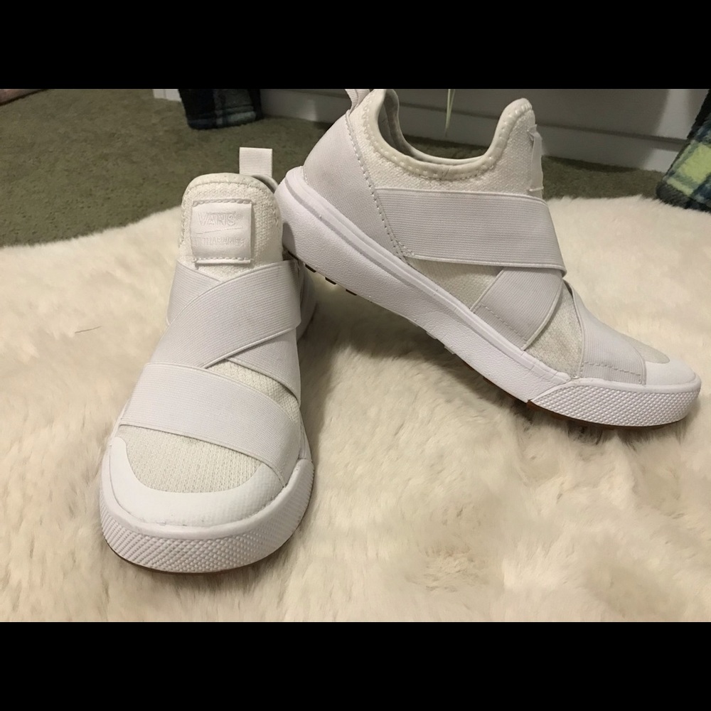 women’s all white vans